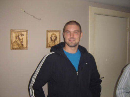 Justin556 de Sète, âgé de 42 ans