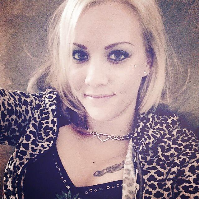 AdorableLucienne de Montpelier, âgé de 28 ans
